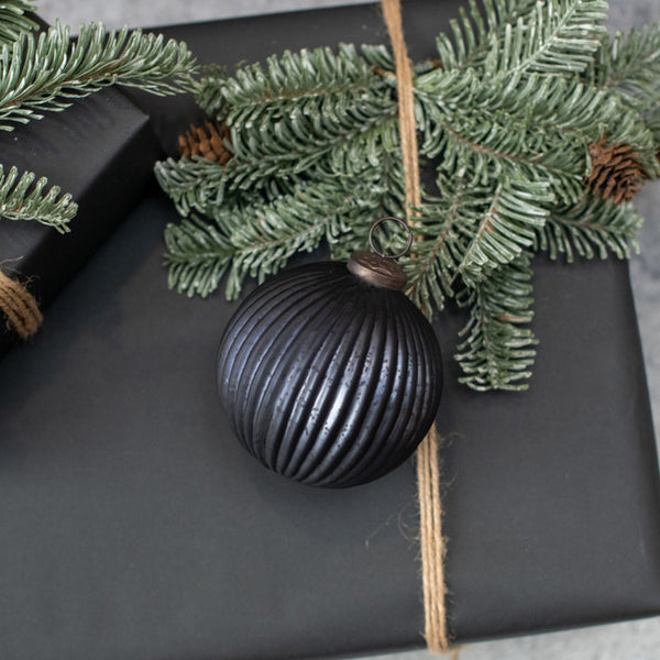 4" BLACK RIBBED KUGEL ORNAMENT