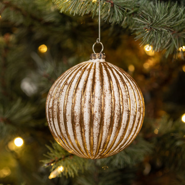 GOLD & WHITE RIBBED BALL ORNAMENT