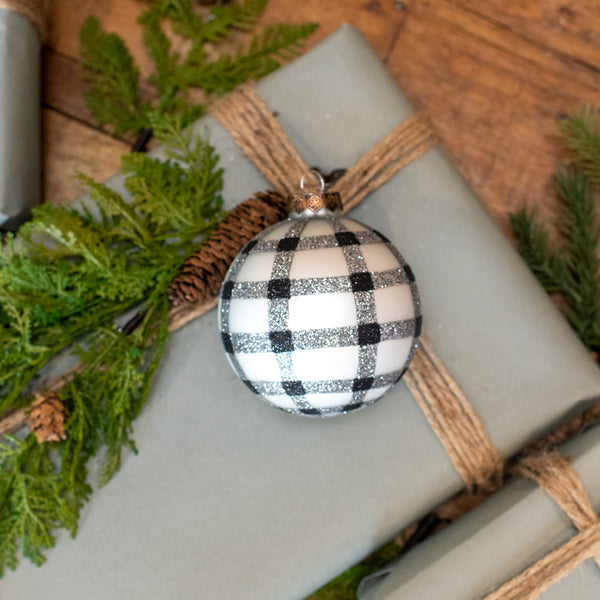 4" WHITE & BLACK BUFFALO CHECK ORNAMENT